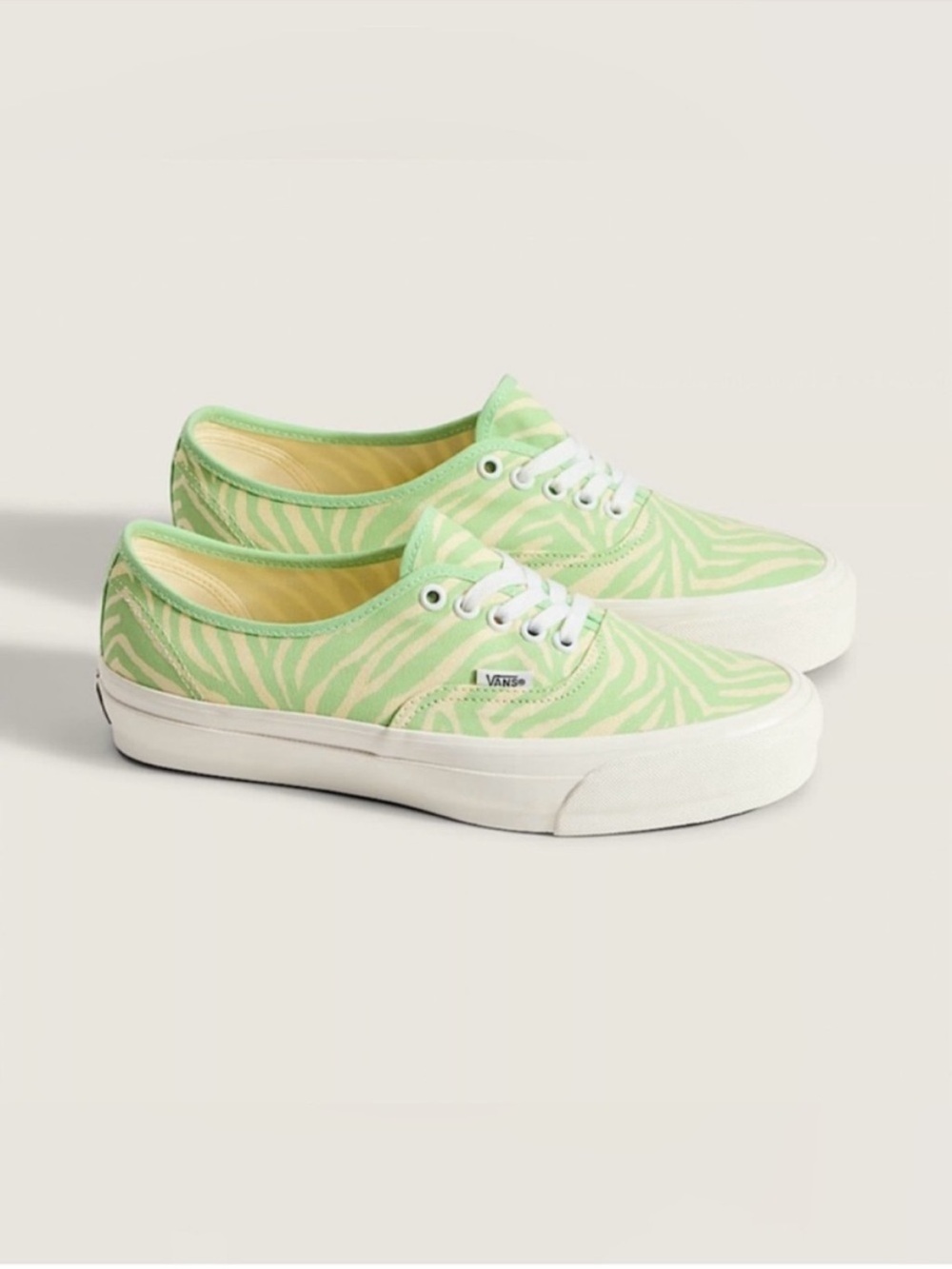 Vans Premium Authentic Shoe
Women 8.5 US